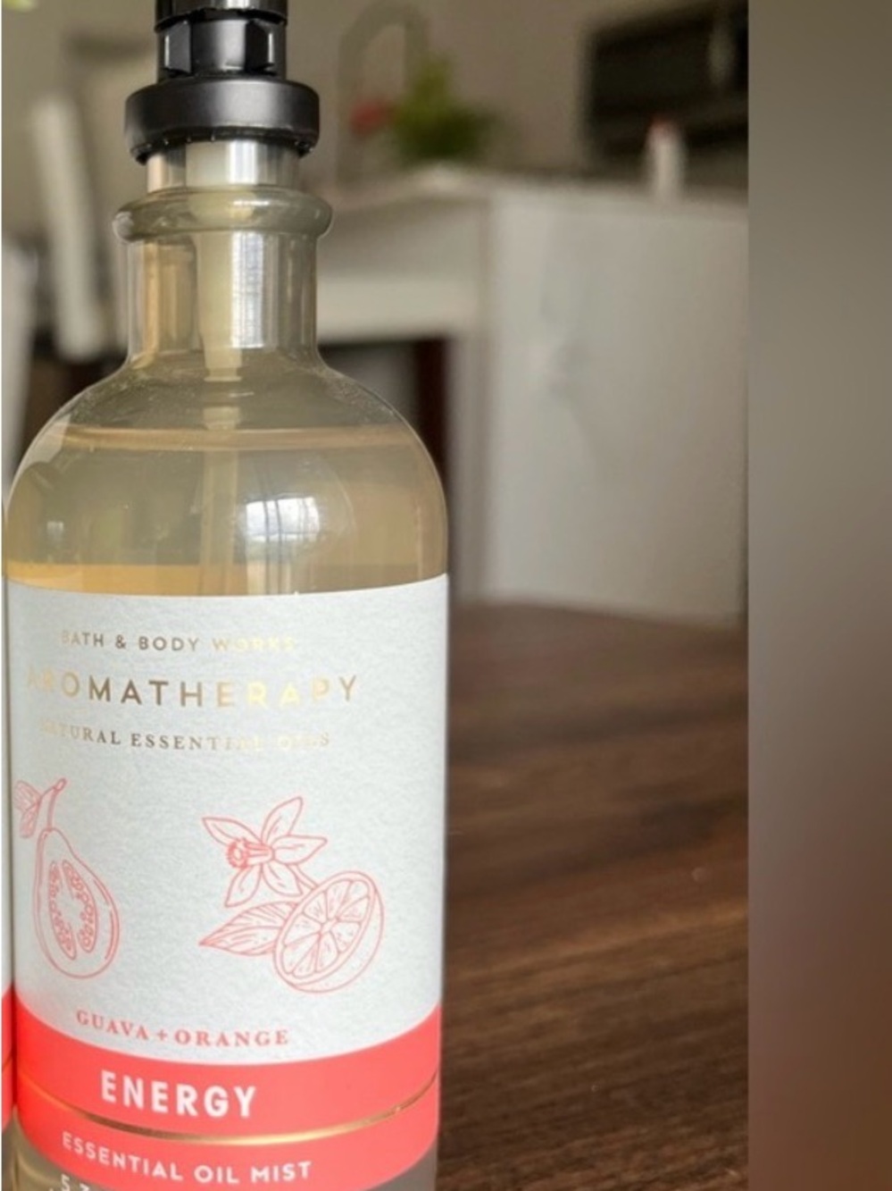 Bath and Body Works Aromatherapy energy essential oil guava orange